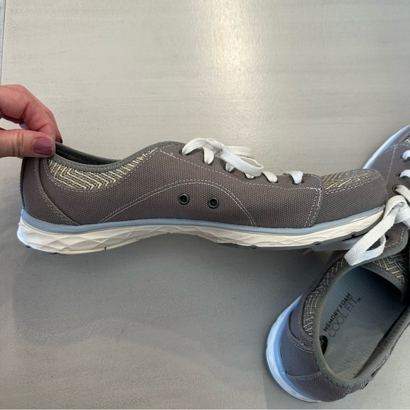 Dr. Scholl’s Anna Memory Foam Cool Fit Women’s Gray & Blue Sneakers Sz 11M GUC - Picture 5 of 10
